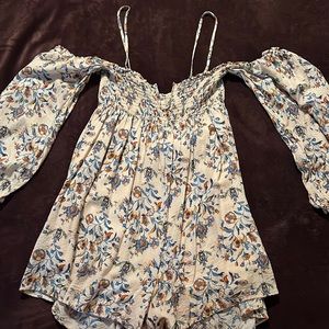 Cold shoulder floral print romper